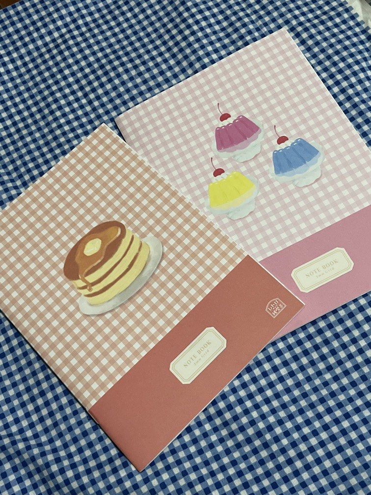 Snoopy pen and grid notebooks (Category: Stationery & School Supplies) located in Cainta. Submitted by gelluvslilychou (Listing ID 1455264713, Image 3). Description: Decluttering✨ Grip pudding and pancake notebook - 120₱ (2pcs bundle) Snoopy pens - 80₱ (2pcs bundle) Rfs: no longer needed 💔 loc 📍: Cainta, Rizal .