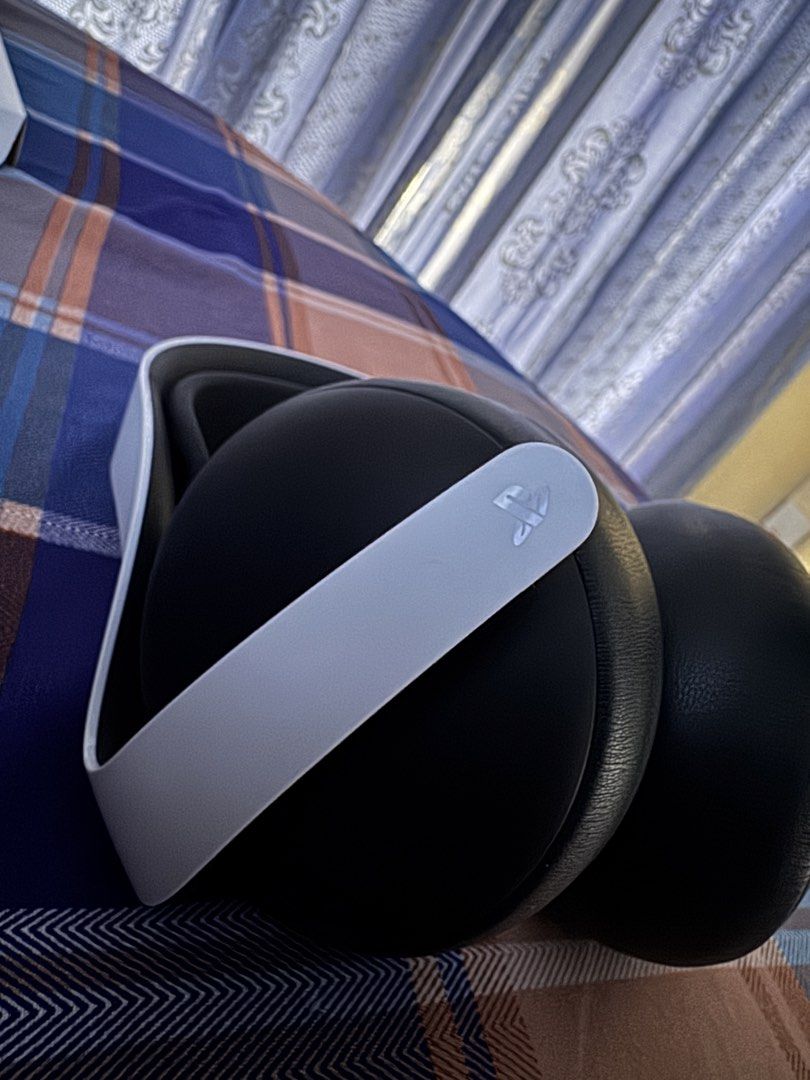 Sony PlayStation PULSE Elite Wireless Headset for PS5 PC Mac Mobile (Category: Headphones & Headsets) located in Las Pinas. Submitted by riabautista (Listing ID 1455189546, Image 3). Description: PS5 PULSE Elite Wireless Headset Selling my Sony PULSE Elite Wireless Headset (for PS5, PC/Mac, Mobile) — pristine condition, sparingly used with care, from a non-smoking household. ✅ No earpad peeling ✅ No discoloration ✅ No dirt or grime ✅ Complete pac
