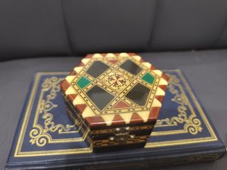 (Category: ) located in . Submitted by thriftteata (Listing ID 1455140677, Image 1). Description: .