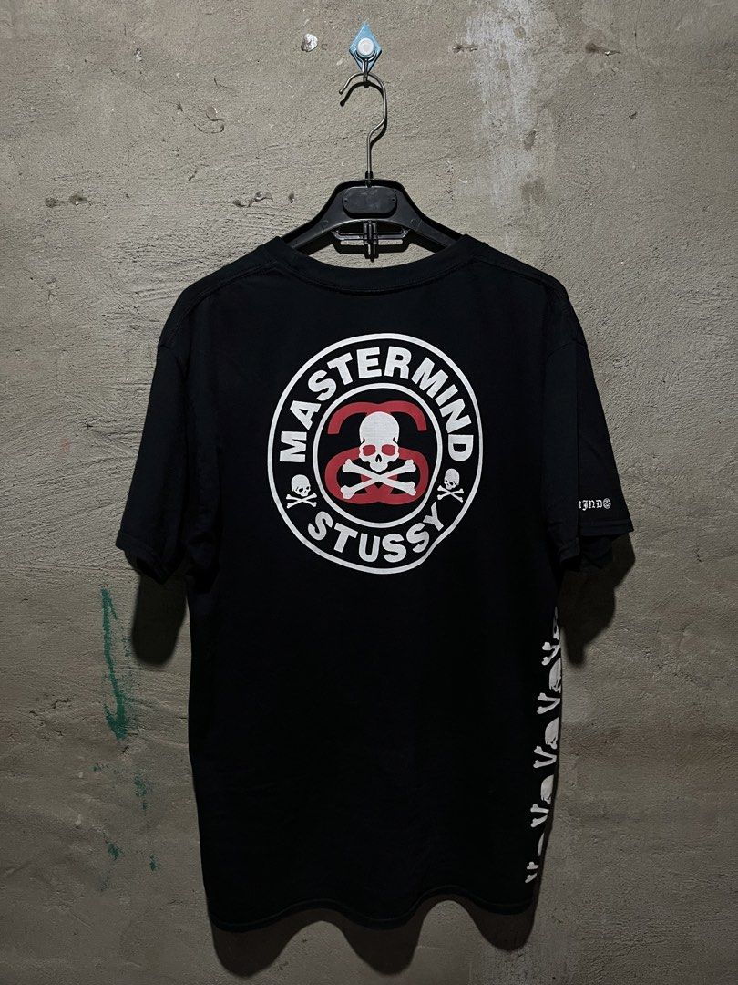 Stussy X Mastermind JAPAN Circle Tee 2013 Collaboration (Category: Tshirts & Polo Shirts ) located in Iligan City. Submitted by thrift.homie9200 (Listing ID 1455259857, Image 2). Description: 21x29 ISSUE: CUT NECK TAG (NO SIDE SEAM/STITCH) EXCELLENT CONDITION COLOR RATE: 9.5/10 or better NO MAJOR FLAWS.