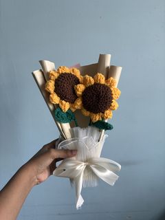 (Category: ) located in . Submitted by bloomss.crafts (Listing ID 1455189151, Image 1). Description: .