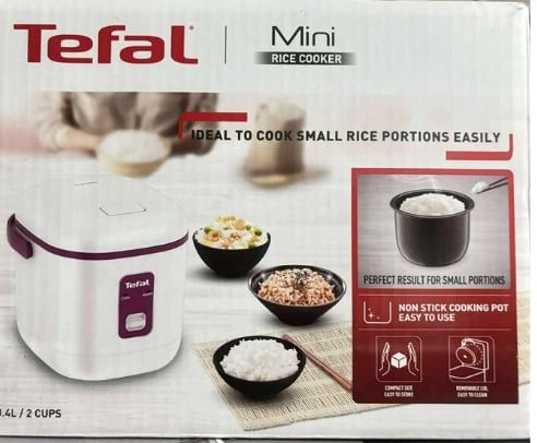 Tefal Mini Rice Cooker 1.4L / 2 Cups (Category: Cookers) located in Pasay City. Submitted by delightfulkale_25 (Listing ID 1455212828, Image 1). Description: - Tefal Mini Rice Cooker - Perfect for small portions - Easy to use and clean with non-stick cooking pot - Compact size - Removable lid - Ideal for individuals or small households - Ensures perfectly cooked rice every time.