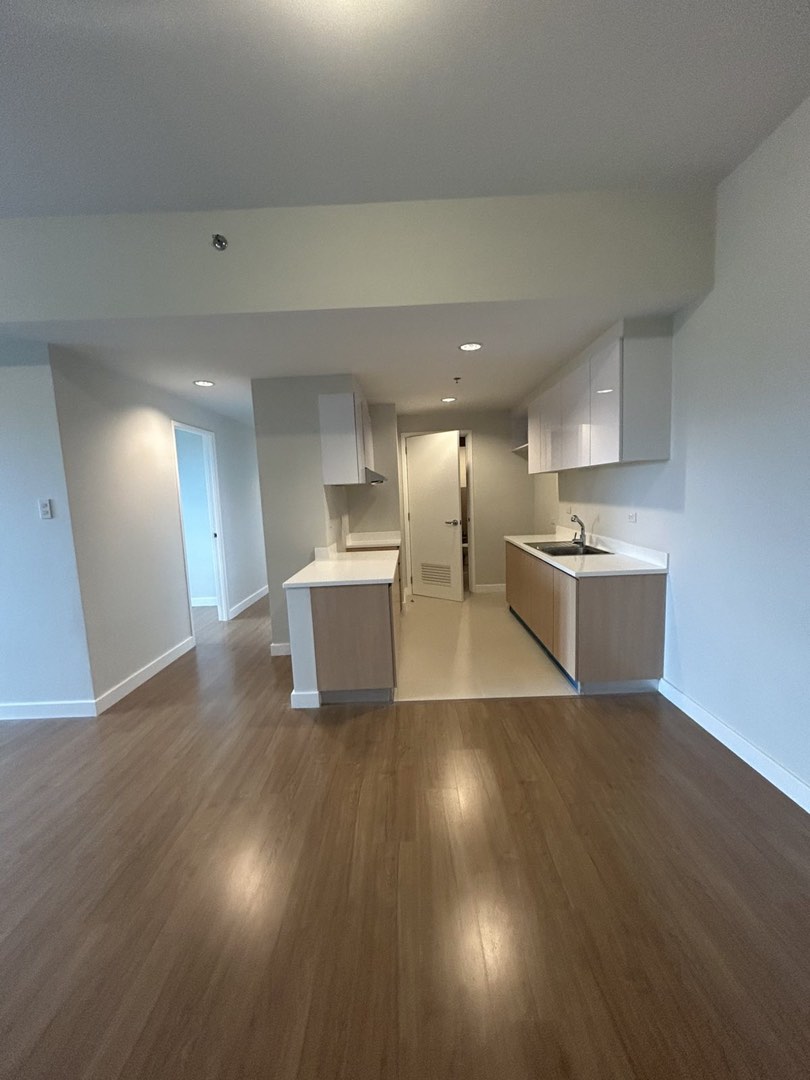 (Category: ) located in . Submitted by alyaranon (Listing ID 1455310411, Image 1). Description: .