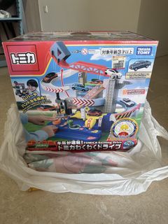 (Category: ) located in . Submitted by pigpigpiggy (Listing ID 1455199833, Image 1). Description: .