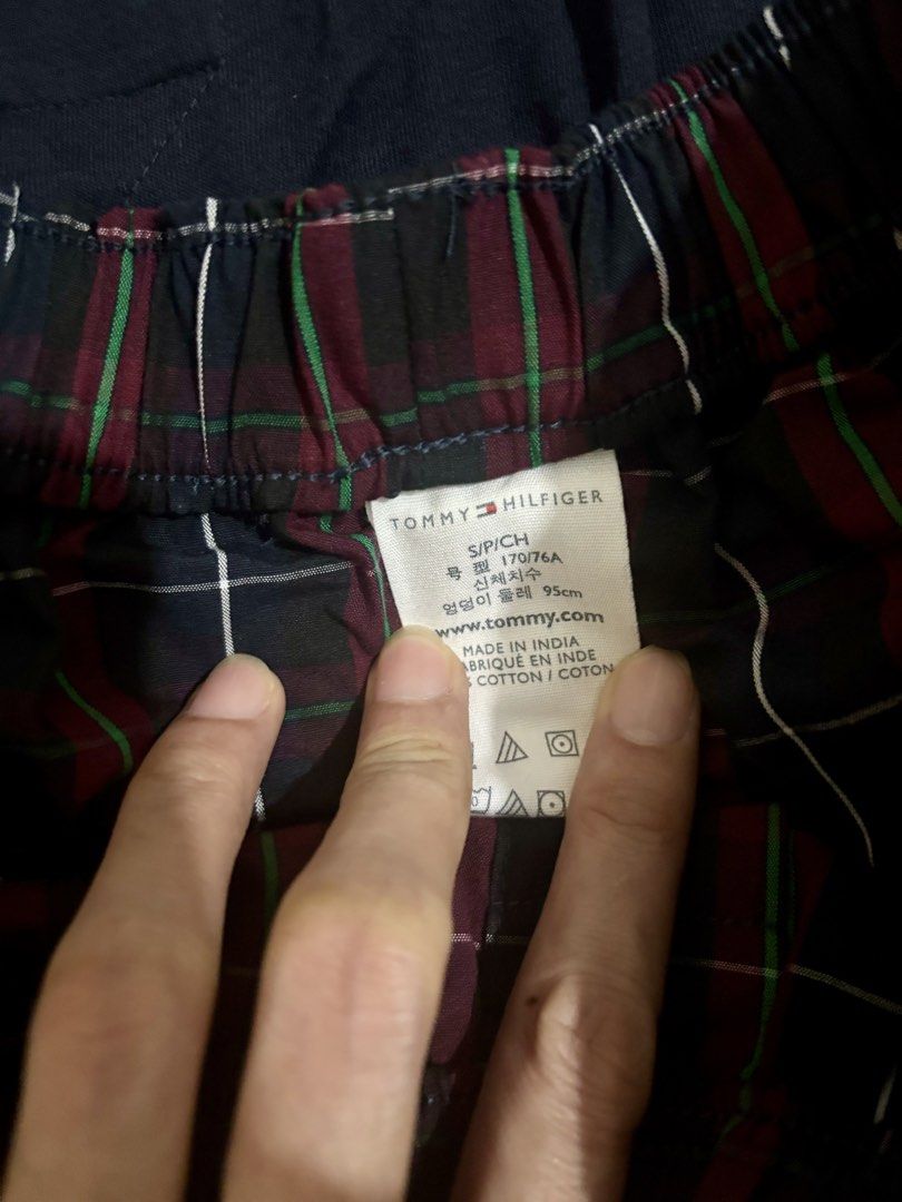 Tommy Hilfiger Boxer Shorts with Socks (Category: Underwear) located in Santa Rosa. Submitted by zrachic (Listing ID 1455262963, Image 3). Description: -Brand new from US - Size: Small can fit to 28-30 inches waist - Perfect pang regalo for birthdays or Christmas 🥰.