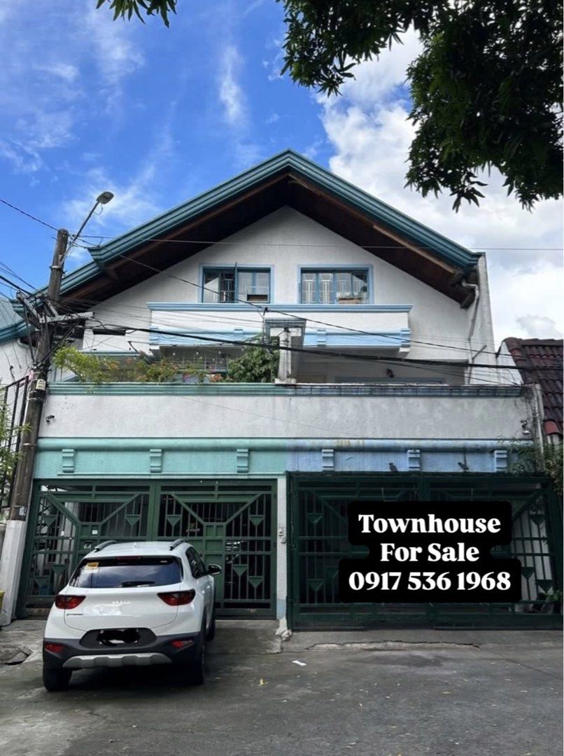 Townhouse For Sale (Category: Townhouse) located in Quezon City. Submitted by thebeehiveclosetph (Listing ID 1268305185, Image 1). Description: • Townhouse in a Gated Subdivision For Sale at PHP 37M - Peaceful and flood-free - Inclusive of a park with playground - Close to UP, Ateneo, Miriam, and other schools - Close to popular eating places and groceries - Pet-friendly - 2 months security deposit - 2 months advanced rent • Amenities - 1 Master’