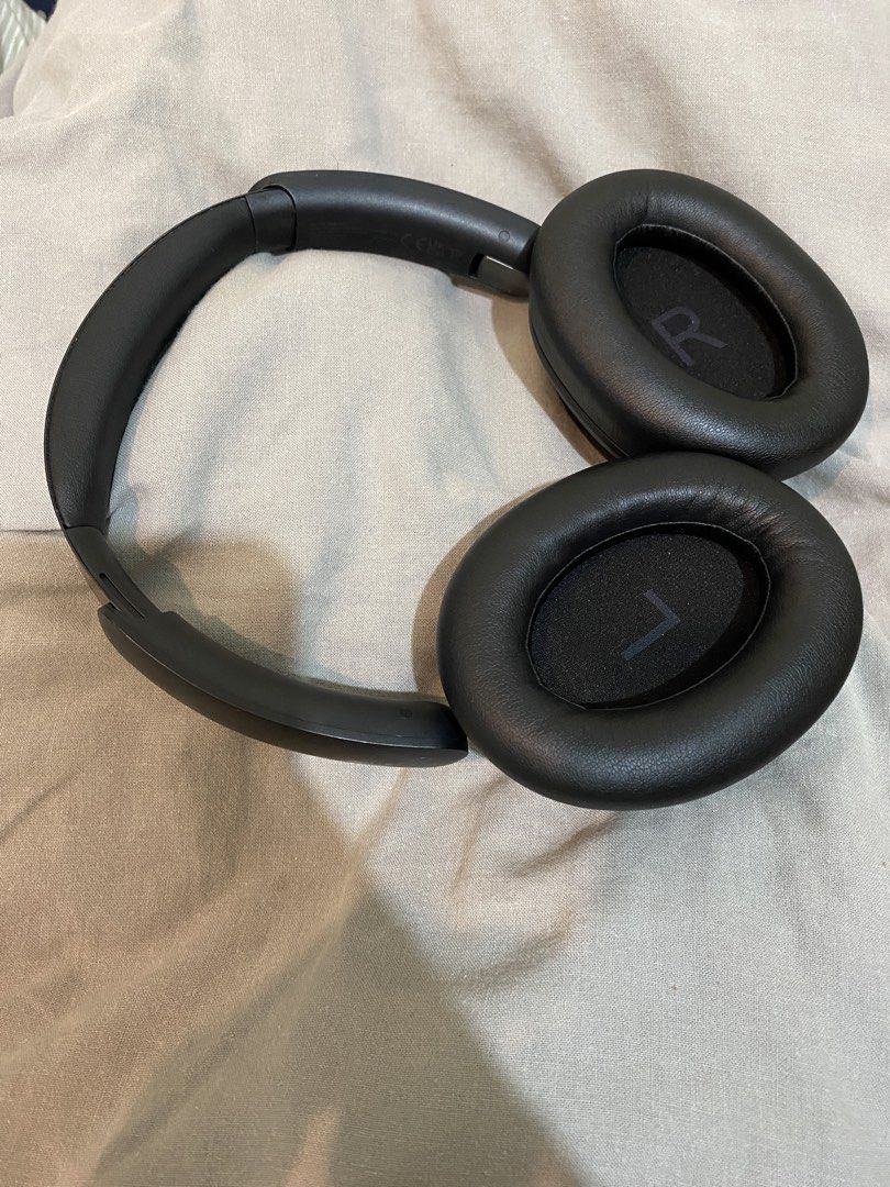 UGREEN STUDIO PRO HEADPHONE (Category: Headphones & Headsets) located in Caloocan City. Submitted by bmmm_cruz (Listing ID 1455294880, Image 3). Description: Purchased last month Without any performance flaws, only cosmetics. Sobrang ganda ng sounds.