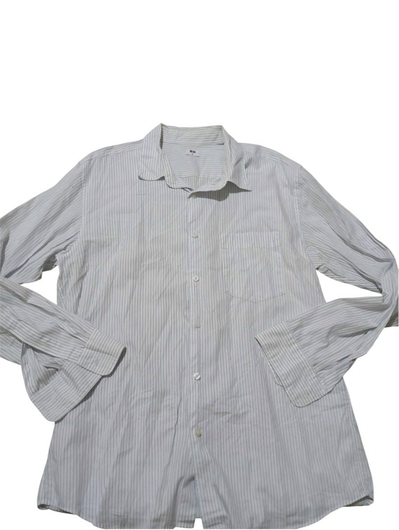 Uniqlo Striped Buttondown Shirt (Category: Formal Shirts) located in Manila. Submitted by rarefindsgallery (Listing ID 1455228775, Image 1). Description: Uniqlo Buttondown Shirt Size: Medium Fits Medium to Large .
