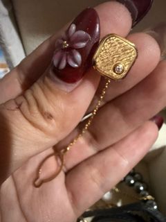 (Category: ) located in . Submitted by chloe203114 (Listing ID 1455179095, Image 1). Description: .