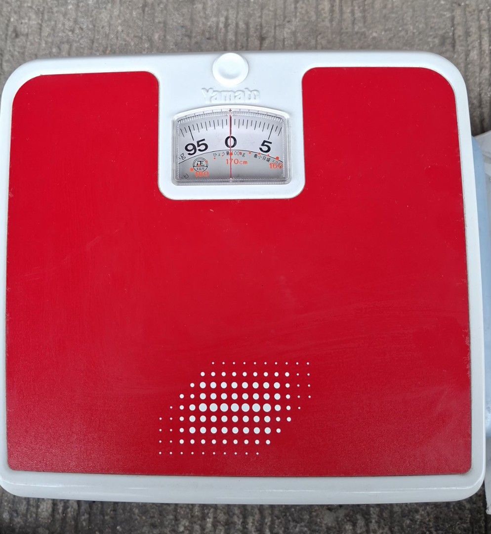 Weight Scale (Category: Health Monitors & Weighing Scales) located in Manila. Submitted by glydelmalu86312 (Listing ID 1455165050, Image 2). Description: Weight Scale Dimension: L-27cm X W- 6.5 X H-25cm Capacity : 100kg Condition: Good as new with box 📌It operates mechanically via an internal spring mechanism, requiring no batteries or electricity ✅️Vintage- weight scale with a classic design perfect for everyday use. ✅️Heavy duty ✅️Made in Japa