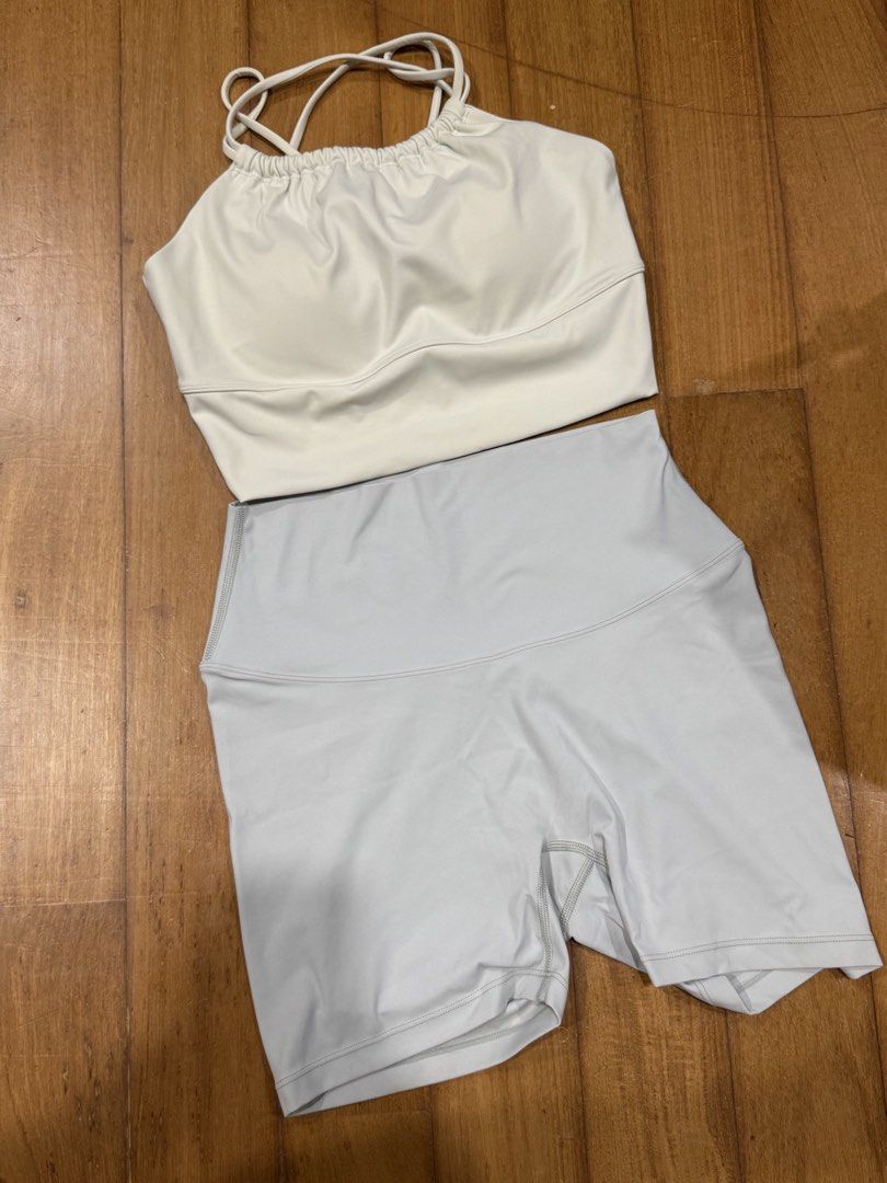 Workout Set (Category: Activewear) located in Georgetown. Submitted by wawawww8 (Listing ID 1455263259, Image 1). Description: No brand, very good quality Ivory Padded Tank + Light Blue Shorts .