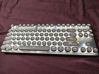 (Category: ) located in . Submitted by ken0ng (Listing ID 1454924267, Image 1). Description: .