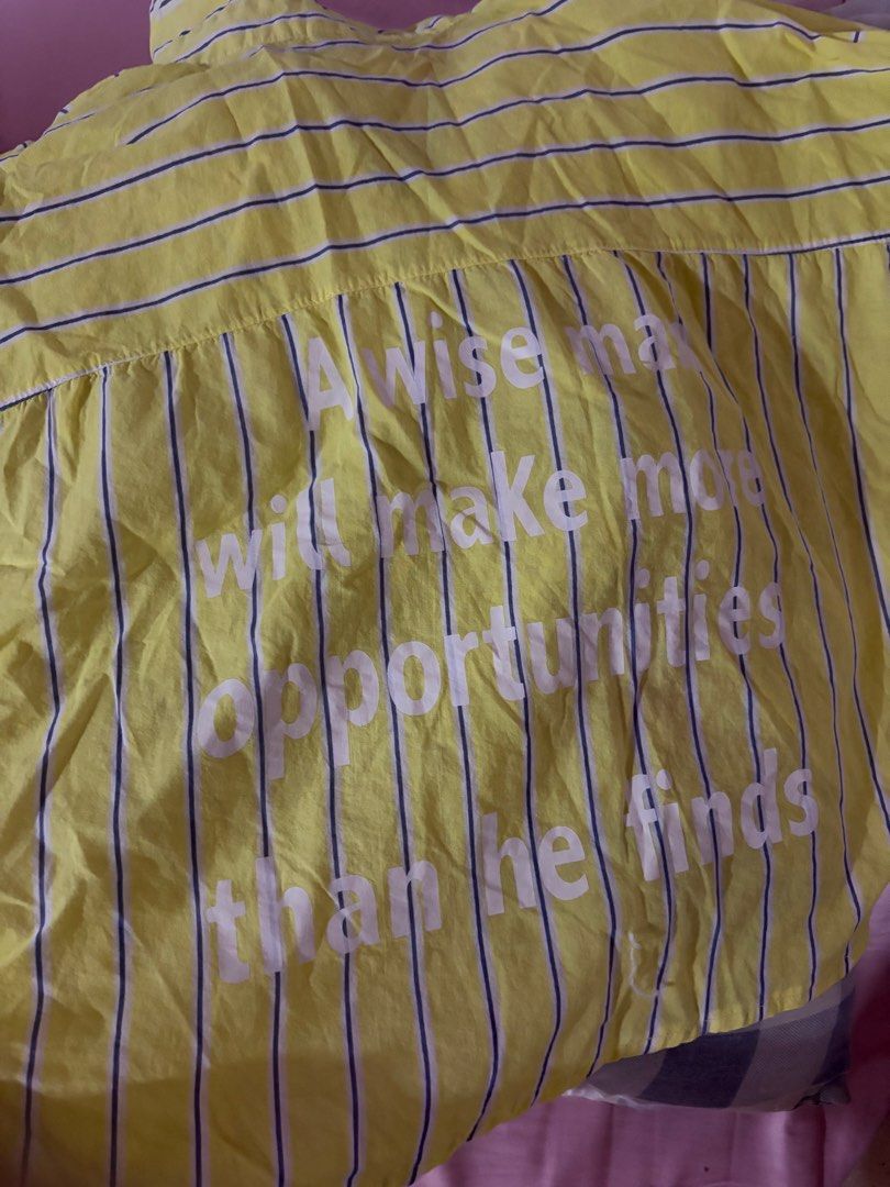 Yellow Striped Button-Up Shirt Polo Croptop (Category: Longsleeves) located in Cagayan de Oro. Submitted by debatingbooks (Listing ID 1455210375, Image 2). Description: M-L size with writing on the back (2nd pic) ₱100 via j&t 1-2 items 80 pesos 3-4 items 150 pesos.
