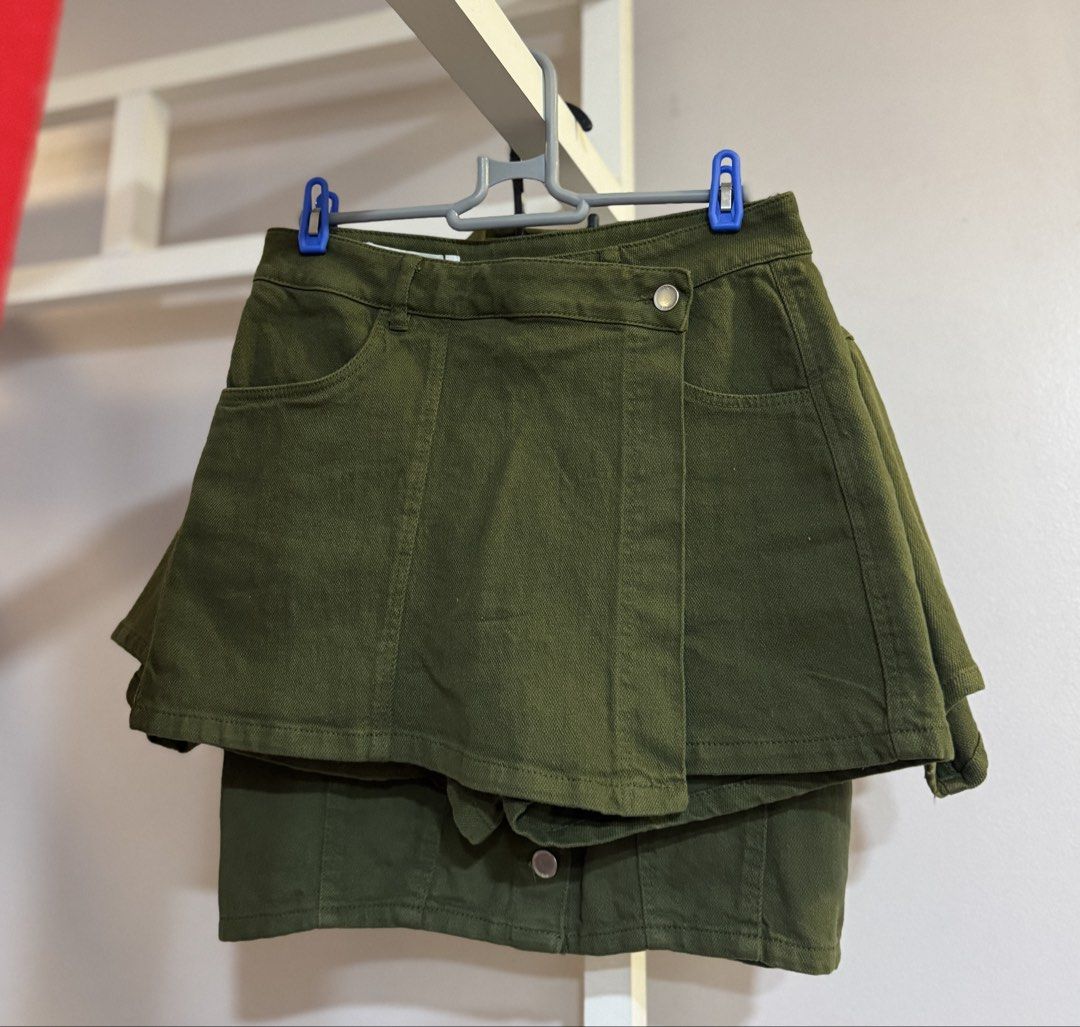 Zara Coordinates - skort and top (Category: Sets or Coordinates) located in Las Pinas. Submitted by lovedbyma (Listing ID 1455291700, Image 3). Description: .