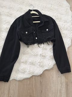(Category: ) located in . Submitted by beautycartel (Listing ID 1455399042, Image 1). Description: .