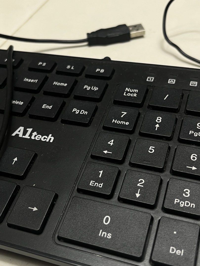 A4Tech keyboard + mouse set (Category: Computer Keyboard) located in Floridablanca. Submitted by common.room (Listing ID 1455487586, Image 2). Description: rfs decluttering.
