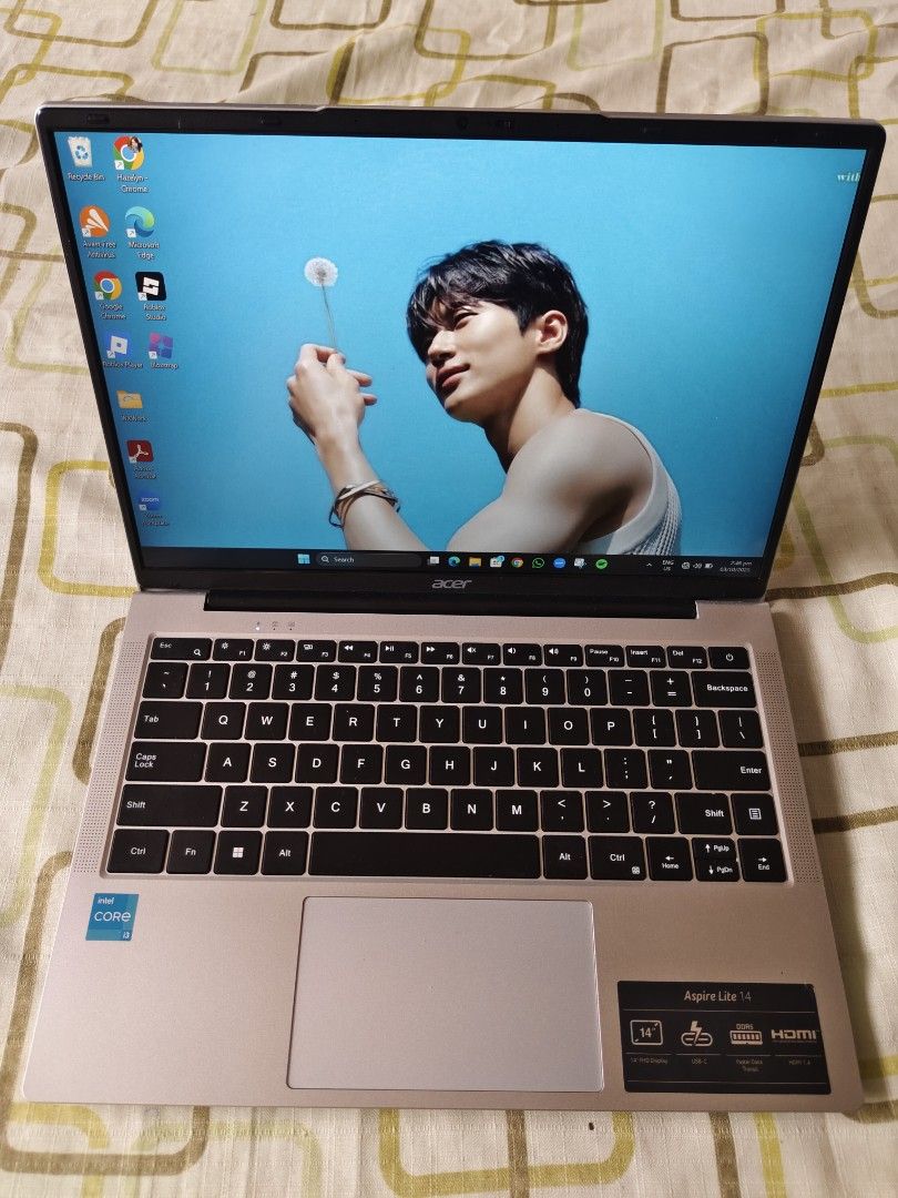 Acer Aspire Lite 14" Laptop (Category: Laptops & Notebooks) located in San Pedro. Submitted by byeonhazel (Listing ID 1455469732, Image 2). Description: - Acer Aspire Lite 14 Laptop - Color: Silver - Processor: Intel Core i3 - Display: 14-inch - Ideal for everyday tasks and browsing - Comes with charger and laptop waterproof sleeve -2 months used -NO HIDDEN ISSUES -Lady owned -no scratches (alagang-alaga) - Slightly negotiable -More detailed spec