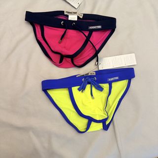 （分類：）位於 。 由 ericriclau 提交（商品編號 1455460738，圖片 1）。簡介： 。