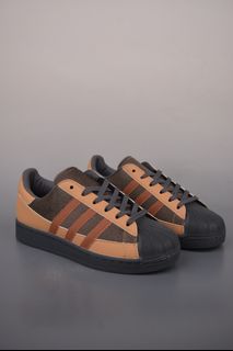 (Category: ) located in . Submitted by outletshoes (Listing ID 1455412654, Image 1). Description: .