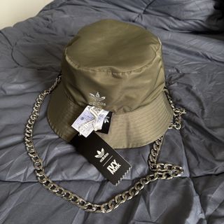 (Category: ) located in . Submitted by lurkss (Listing ID 1455379592, Image 1). Description: .