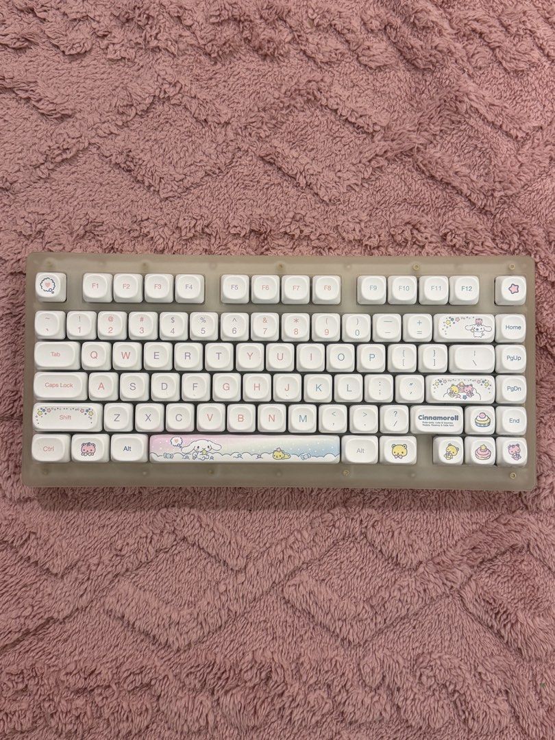 Akko TOP 75 Cinnamoroll Mechanical Keyboard (Category: Computer Keyboard) located in Makati City. Submitted by kamsahamniduh (Listing ID 1455488420, Image 1). Description: - Akko TOP 75 Keyboard - Cinnamoroll Themed - Hot-swappable V3 Pro Optical Switches - Translucent Frosted Case Material - Comes in Original Packaging .