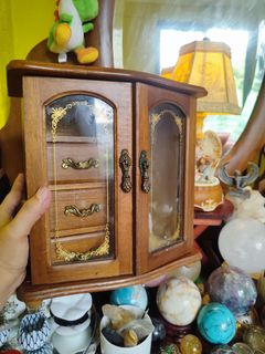 (Category: ) located in . Submitted by vintagetreasures2222 (Listing ID 1455329203, Image 1). Description: .