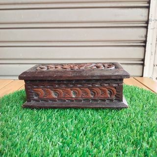 (Category: ) located in . Submitted by ber1_antique_deco (Listing ID 1455355522, Image 1). Description: .