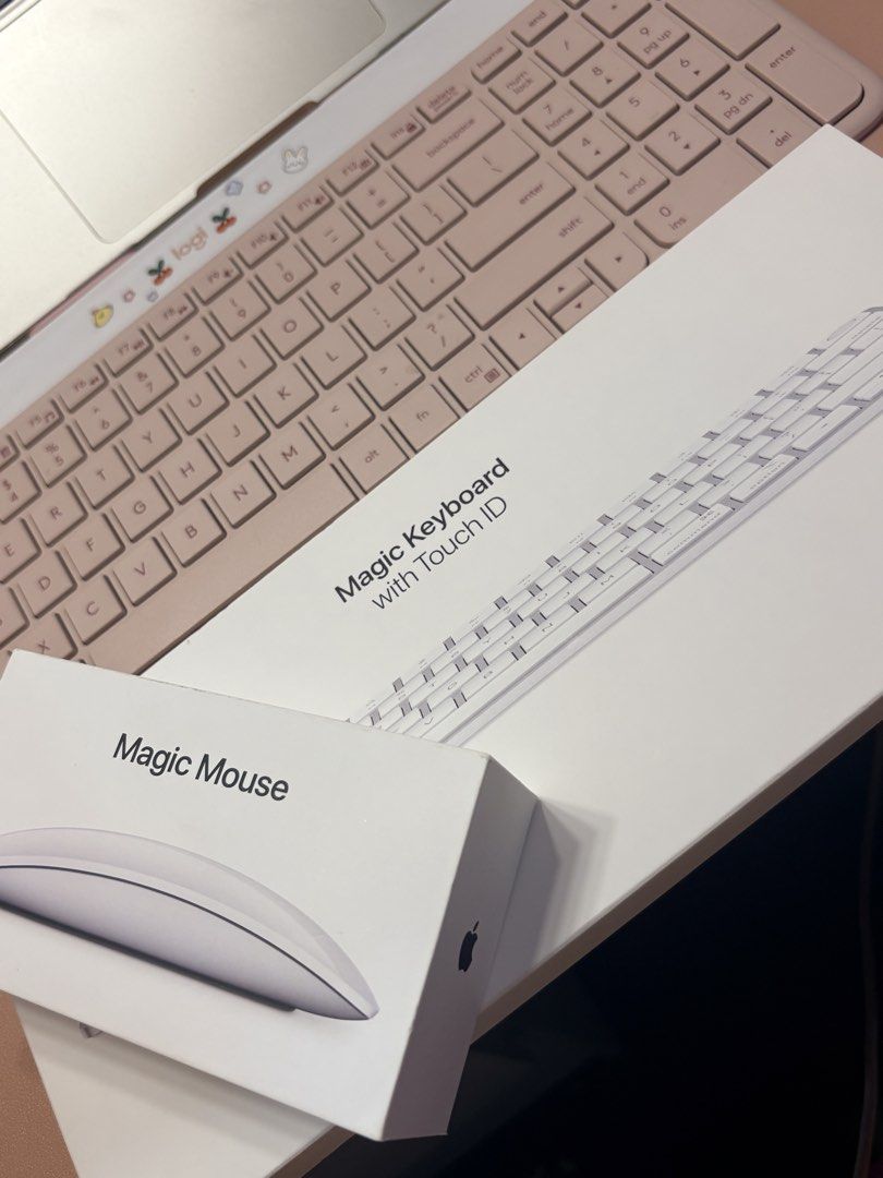 APPLE MAGIC MOUSE AND MAGIC KEYBOARD WITH TOUCH ID (Category: Computer Keyboard) located in Muntinlupa City. Submitted by marxielsomoza (Listing ID 1455430631, Image 1). Description: .
