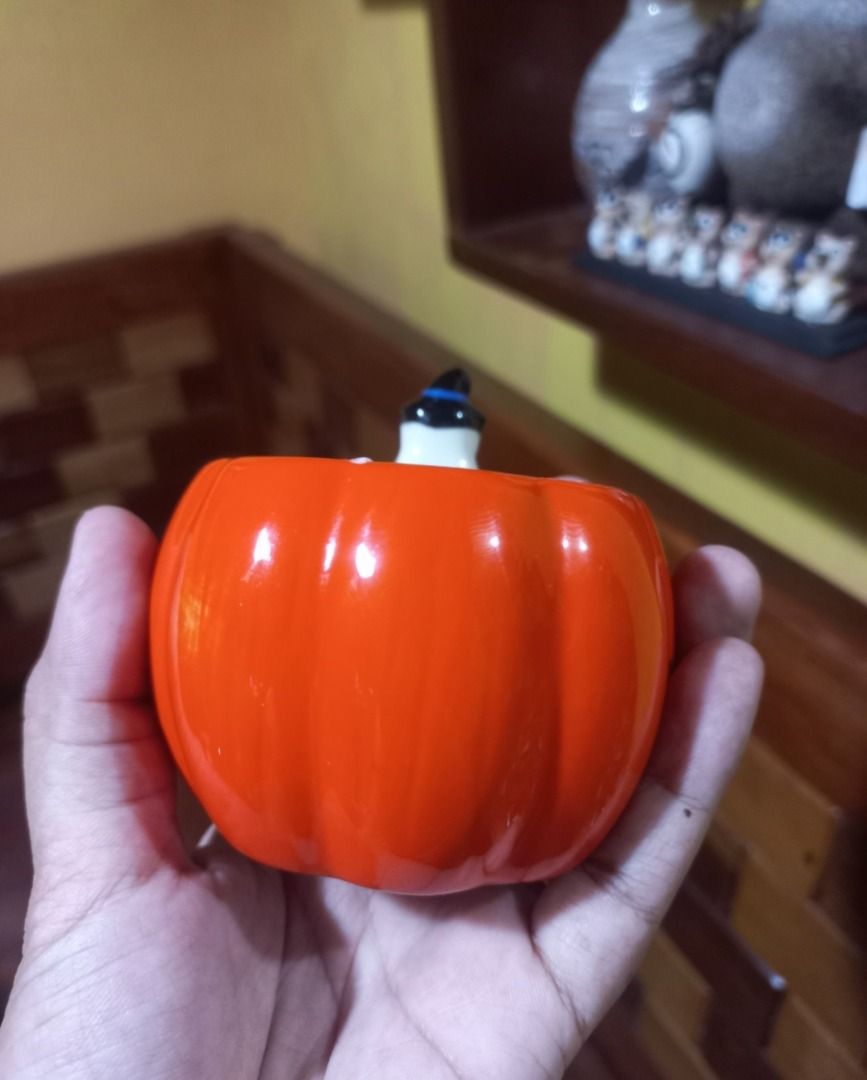 AUTHENTIC CA-GO Japan Halloween Pumpkin Ceramic (Category: Coffee & Tea Tableware) located in Pugo. Submitted by mhylee_fang1989 (Listing ID 1455423402, Image 2). Description: .