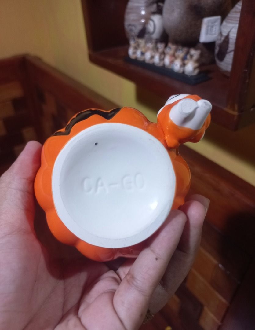 AUTHENTIC CA-GO Japan Halloween Pumpkin and Rabbit Ceramic (Category: Coffee & Tea Tableware) located in Pugo. Submitted by mhylee_fang1989 (Listing ID 1455424059, Image 2). Description: .