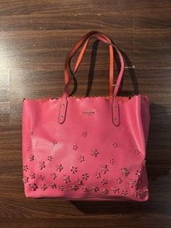 (Category: ) located in . Submitted by wired_closet (Listing ID 1455458353, Image 1). Description: .