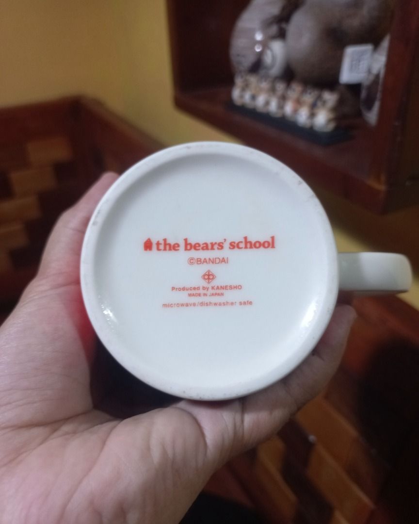 AUTHENTIC Kanesho Japan "The Bears' School" Ceramic mug (Category: Coffee & Tea Tableware) located in Pugo. Submitted by mhylee_fang1989 (Listing ID 1455419240, Image 3). Description: .