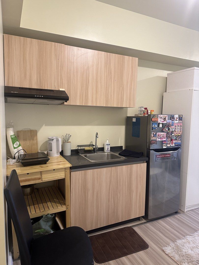 AVIDA TOWERS VIREO ARCA SOUTH STUDIO UNIT (Category: Apartments & Condos) located in Taguig. Submitted by luxuryfindsforless (Listing ID 1455406799, Image 2). Description: For sale STUDIO UNIT 23.4sqm Fully furnished Cash buyers only Owner here.