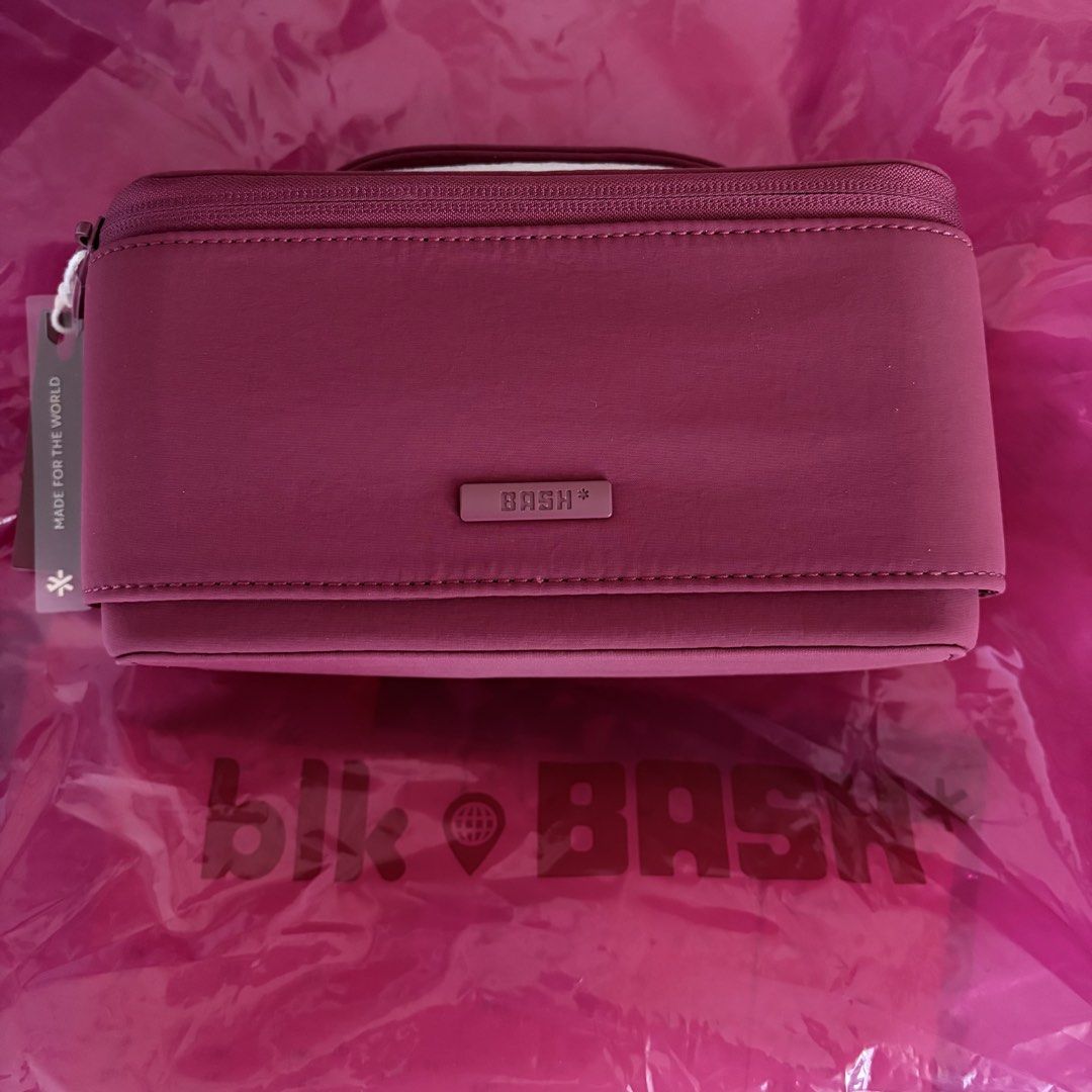 Bash x Blk Bash Expedition Flex Organizer Jet Set (Category: Accessory Holder, Box & Organizers) located in Lucena. Submitted by minimal_decluttering (Listing ID 1455348472, Image 1). Description: Onhand Brandnew .