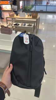(Category: ) located in . Submitted by nour_store18 (Listing ID 1455350502, Image 1). Description: .
