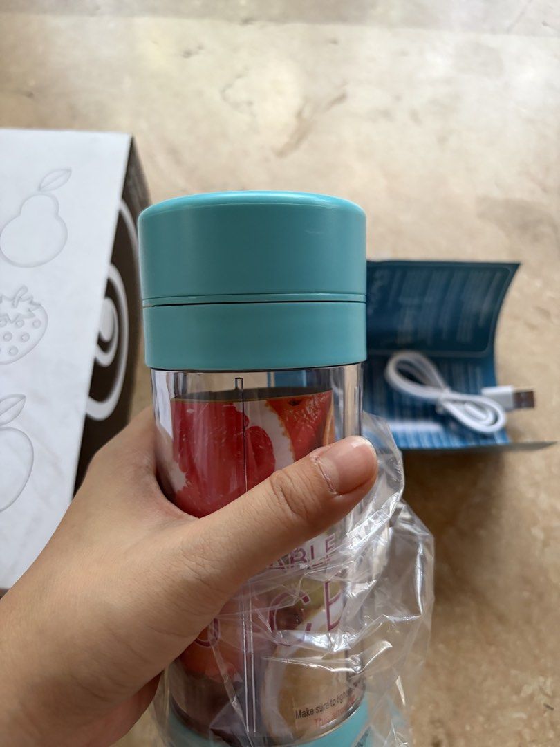 Blendjet Portable Blender Blue (Category: Juicers, Blenders & Grinders) located in Quezon City. Submitted by tidyup.lara (Listing ID 1455353702, Image 3). Description: New in box Sold as is Condition 9/10: good as new, just stored.