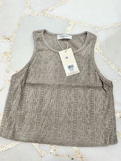 (Category: ) located in . Submitted by enchantyourcloset (Listing ID 1455380824, Image 1). Description: .