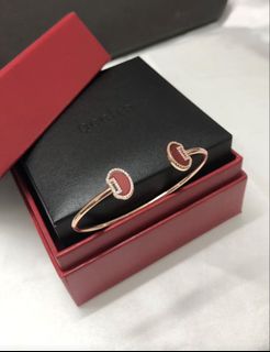 (Category: ) located in . Submitted by shopaholic-anonymous (Listing ID 1455450862, Image 1). Description: .