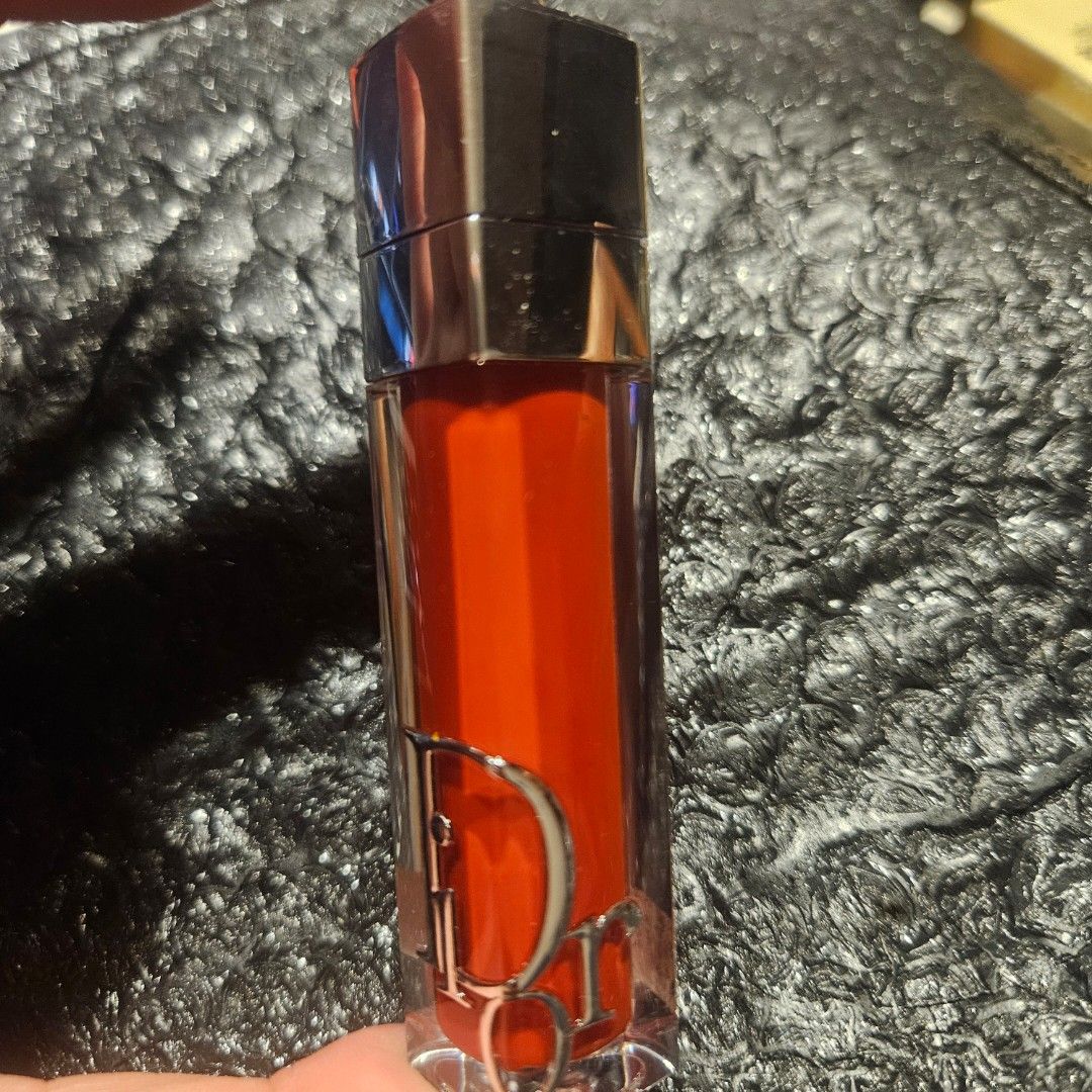 BRAND NEW DIOR ADDICT LIP TINT (Category: Makeup) located in Manila. Submitted by smartluxeph (Listing ID 1455434864, Image 2). Description: ✨ BRAND NEW DIOR ADDICT LIP TINT ✨ 💄 Shade 541 — a gorgeous vibrant warm orange-red/coral shade that gives the lips an instant pop of color. • 6 mL / 0.20 fl. oz. • Made in France • Brand new / unused • Actual item shown in photos • Retail reference: ₱2,700 🔥 LP: ₱1,500 — almost half the retail price! Perf