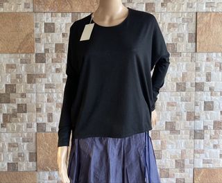 WOMENS TOPS / DRESS Collection item 1
