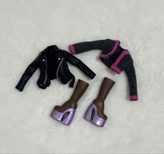 (Category: ) located in . Submitted by dollz_doll93 (Listing ID 1455444907, Image 1). Description: .