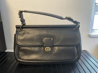 （分類：）位於 。 由 piglet_b 提交（商品編號 1455343170，圖片 1）。簡介： 。