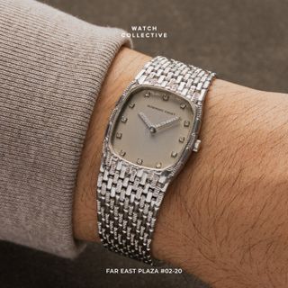 (Category: ) located in . Submitted by watchcollective (Listing ID 1455396690, Image 1). Description: .