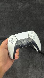 (Category: ) located in . Submitted by fynx_gaming (Listing ID 1455361990, Image 1). Description: .