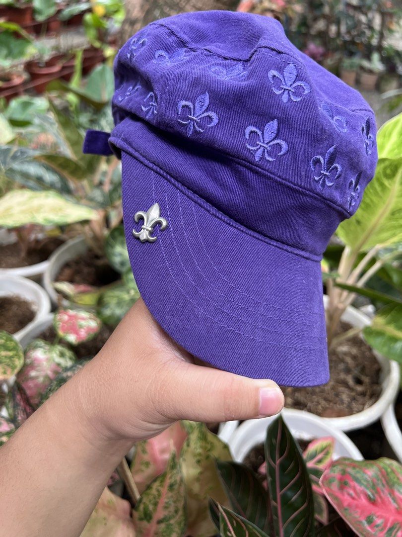 Dance with Dragons Cadet Y2k fleur-de-lis embroidered design (Category: Luxury Accessories) located in Dapitan. Submitted by gelbread (Listing ID 1455407997, Image 2). Description: .
