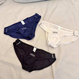 （分類：）位於 。 由 ericriclau 提交（商品編號 1455460349，圖片 1）。簡介： 。