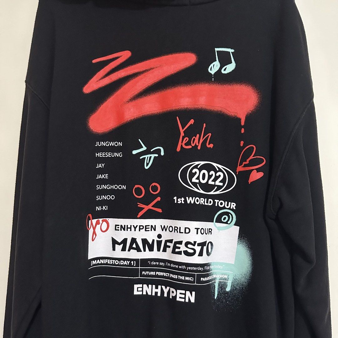 Enhypen Manifesto Hoodie (Medium) (Category: Coats, Jackets and Outerwear) located in San Mateo. Submitted by ipeunluver (Listing ID 1455422285, Image 3). Description: •Includes photocards set •No pouch and tags •Worn and washed for about 7 times RFS: Need funds.