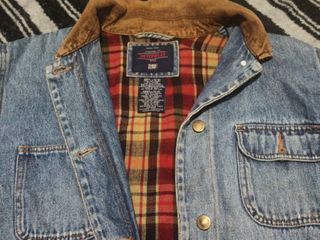 (Category: ) located in . Submitted by ly.clothes (Listing ID 1455423297, Image 1). Description: .