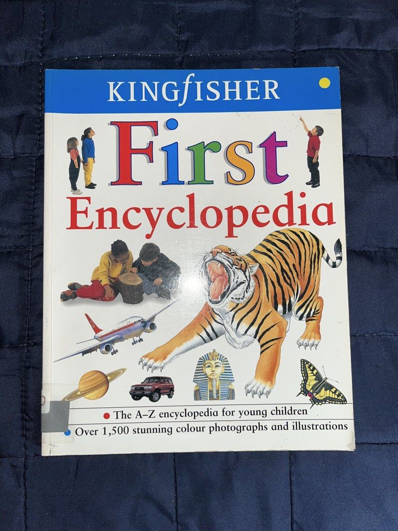 First Encyclopedia (Category: Children's Books) located in Zamboanga. Submitted by sustaina_books (Listing ID 1455431439, Image 1). Description: First Encyclopedia The A-Z encyclopedia for young children -DK BOOK DM for more info! 🤍✨.