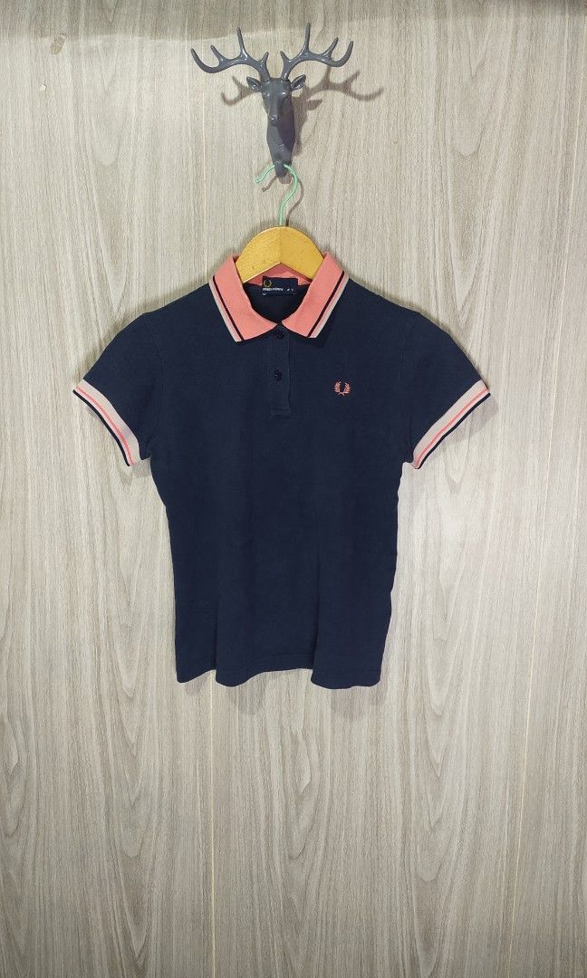 Fred Perry Navy Blue Polo Shirt (Category: Others Tops) located in Naga. Submitted by secondspinv2 (Listing ID 1455359714, Image 1). Description: Fred Perry Navy Blue Polo Shirt ✅Size: S ✅Width: 17 ✅Length: 20 ✅Color Rate: 9.5/10 ✅No Issue ✅Need Wash ✅Location: Bicol Naga City, Camarines Sur ✅Courier: J&T Express/Flash Express ✅MOP: Gcash only.